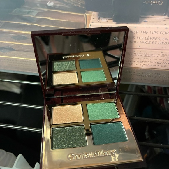 NEW Charlotte Tilbury Luxury Eyeshadow - The Rebel - Picture 11 of 13